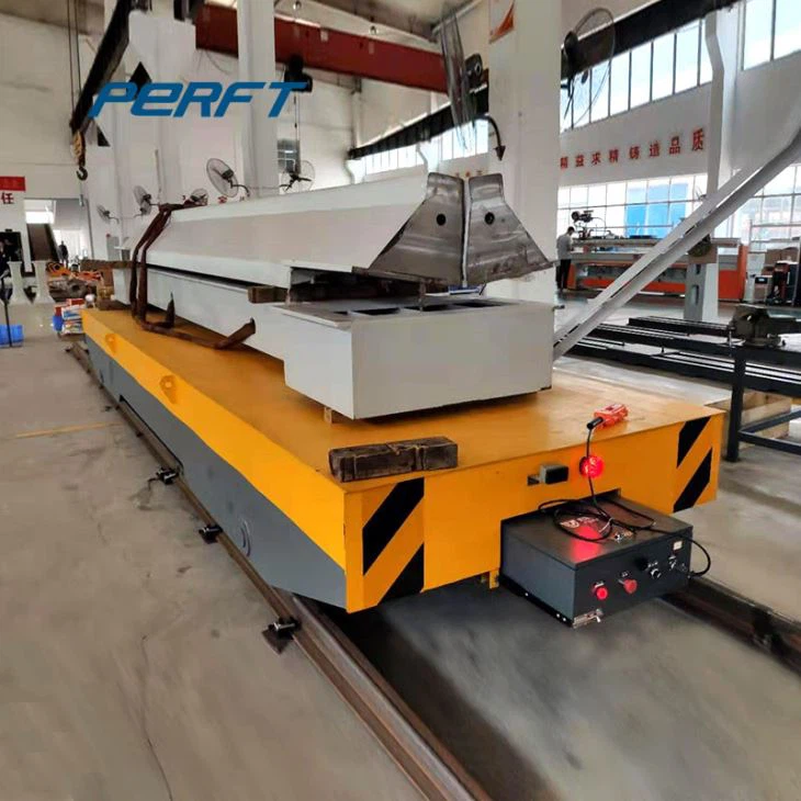 Hot Selling Tri-axle 20FT Pulling Flatbed Trailer for Cargo Transport